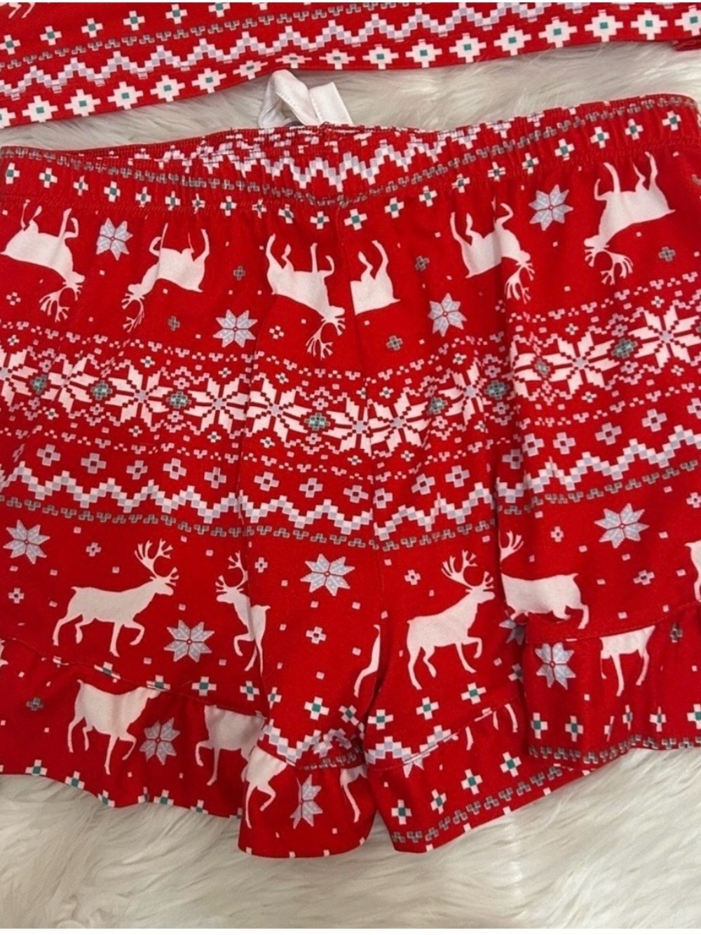 Women's Red Reindeer Print Short Pajama Set - Cozy Holiday Sleepwear - Picture 4 of 5